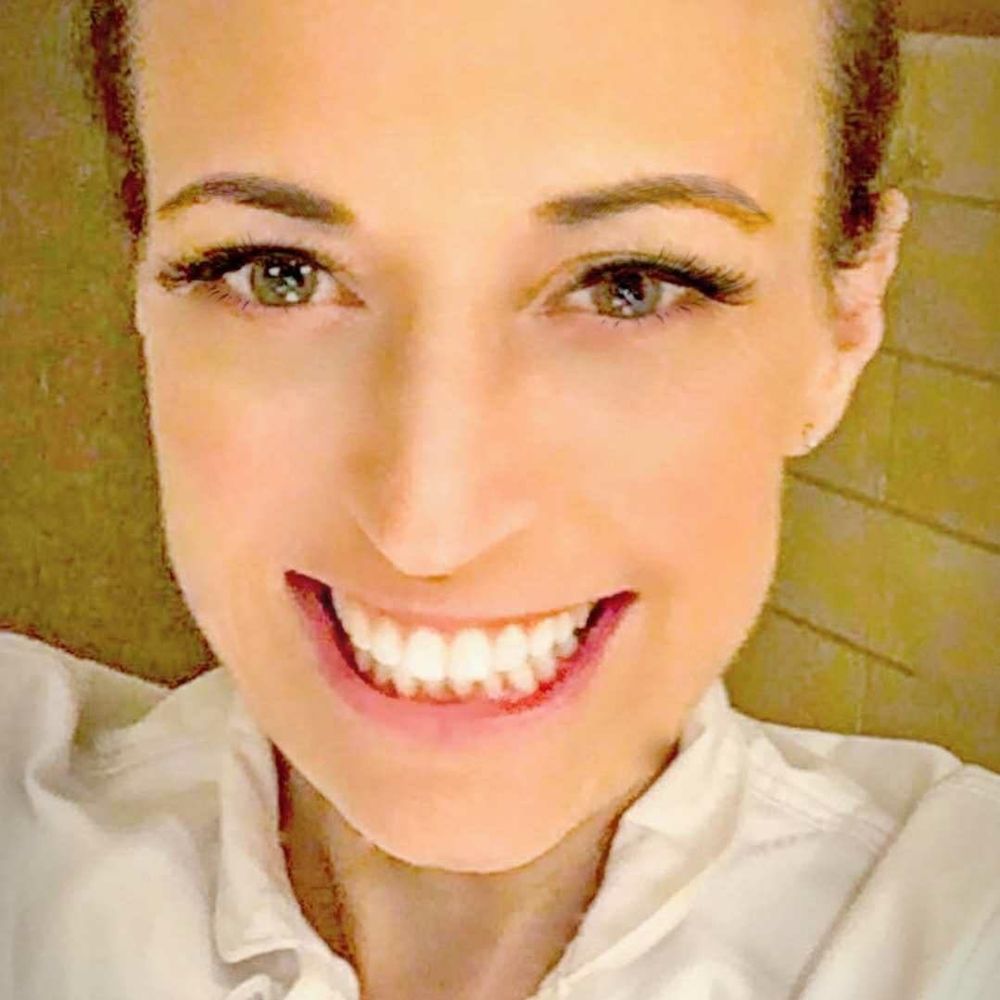 Meet your Posher, Nicole